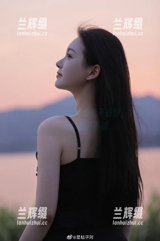 这里的观看永不打烊,155.fun让你欲罢不能-兰辉缀 这里的观看永不打烊,155.fun让你欲罢不能-兰辉缀