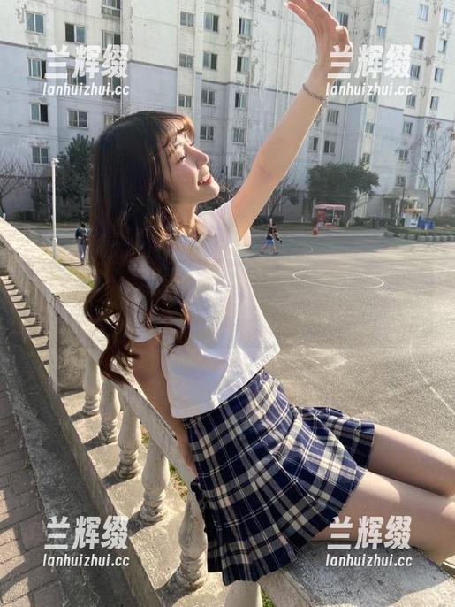 观看“17c吃瓜”，每个角落都有让人惊悚的小插曲-兰辉缀
