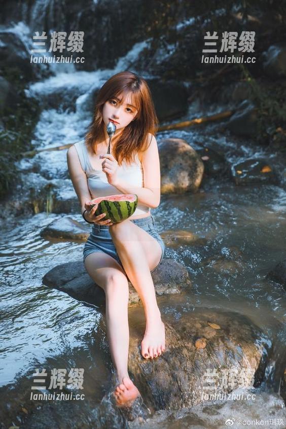 为啥我总在17一起吃瓜网站看到蘑菇?!-兰辉缀 为啥我总在17一起吃瓜网站看到蘑菇?!-兰辉缀