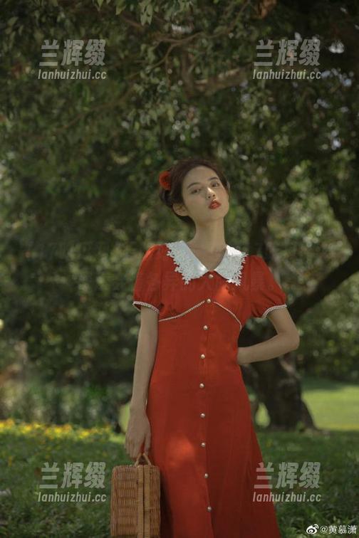 无限好奇,直达17吃瓜网,探索穿着各异的大脑风暴。-兰辉缀 无限好奇,直达17吃瓜网,探索穿着各异的大脑风暴。-兰辉缀