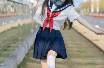www.51chigua.fun，专为安卓用户提供的美味瓜食，甜到齁，快来尝尝！
