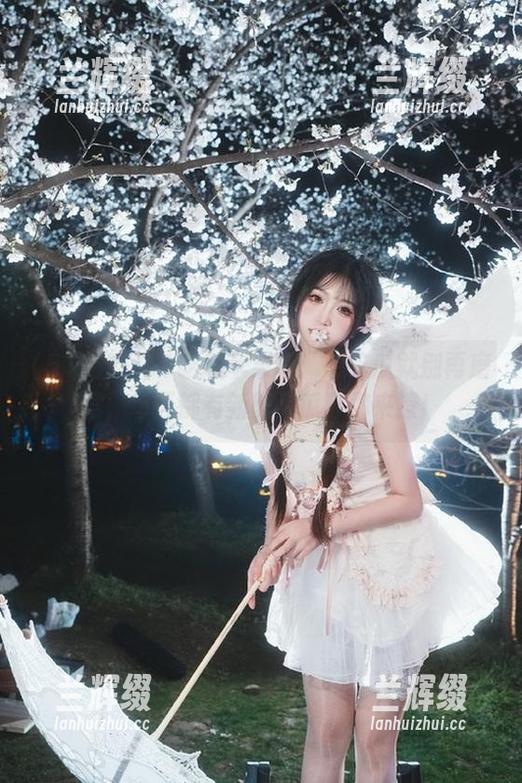 51吃瓜苹果版:想吃瓜就别再磨蹭,每天都有新鲜大瓜等你来撩!-兰辉缀 51吃瓜苹果版:想吃瓜就别再磨蹭,每天都有新鲜大瓜等你来撩!-兰辉缀