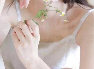 吃瓜新姿势！苹果版“51爆料”教你用综艺表情吃瓜袋，分享蹭热度！