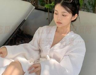 感觉我在“52吃瓜网”的入口停留了半天，结果……