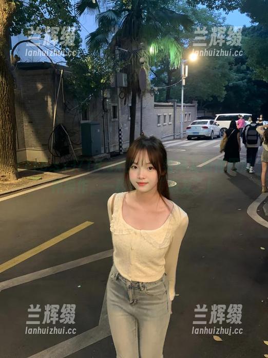 718.sx视频:看网友如何用瓜神操作,一秒变成“瓜友”!-兰辉缀 718.sx视频:看网友如何用瓜神操作,一秒变成“瓜友”!-兰辉缀