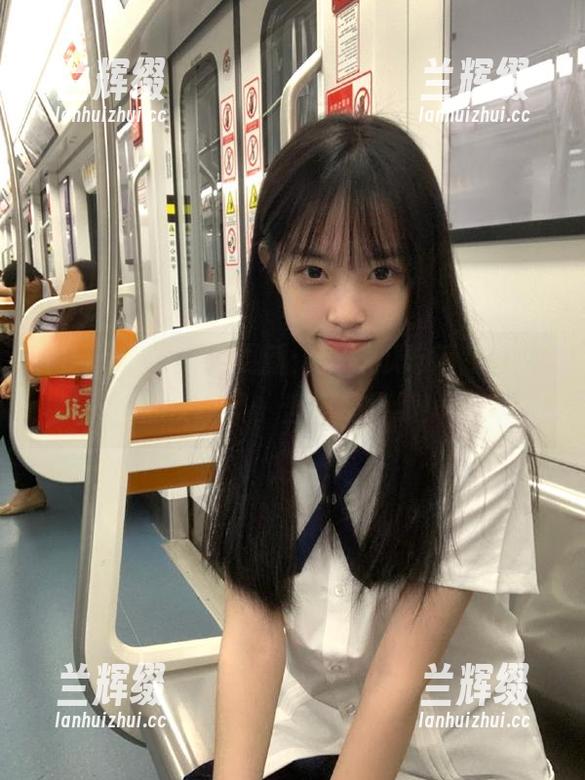 91cg更新:新鲜瓜吃得我嘴巴都快腻了,但还想继续!-兰辉缀 91cg更新:新鲜瓜吃得我嘴巴都快腻了,但还想继续!-兰辉缀