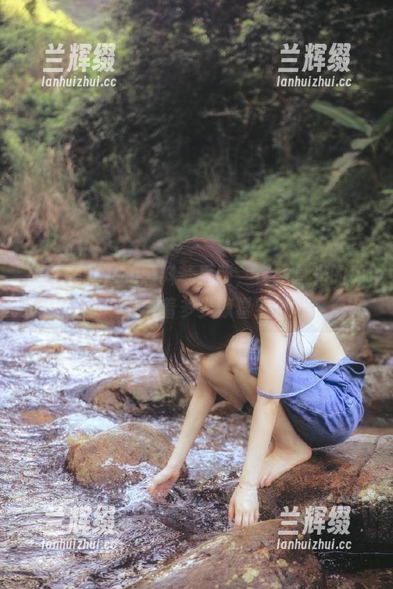 91黑料苹果版，在线曝光的瓜里藏着多少惊喜？-兰辉缀