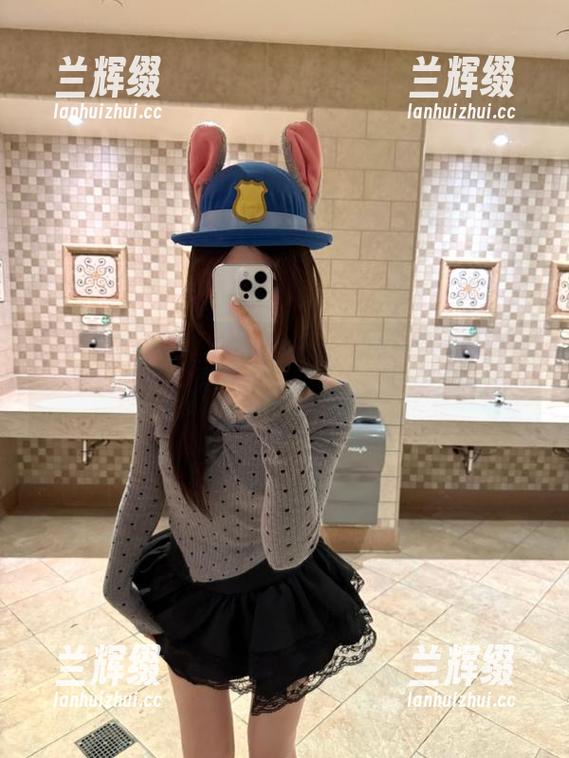 哎哟我的天，传送门一开又是一波操作，heiliao51真让人无奈。-兰辉缀