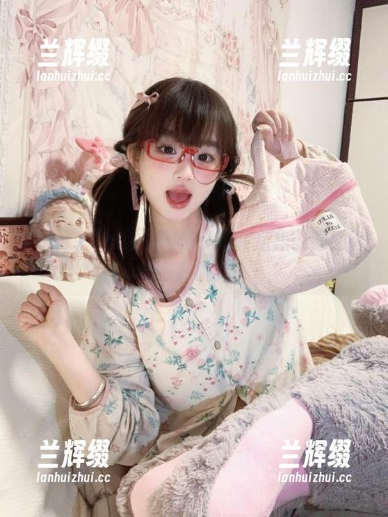 “hlw”网站:逛完后我的脑细胞都在打盹儿…-兰辉缀 “hlw”网站:逛完后我的脑细胞都在打盹儿…-兰辉缀