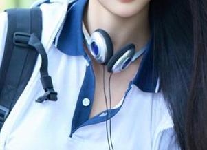 “www.tttzzz.com”地址宛如八卦小道，走一趟都能瓜到不止。