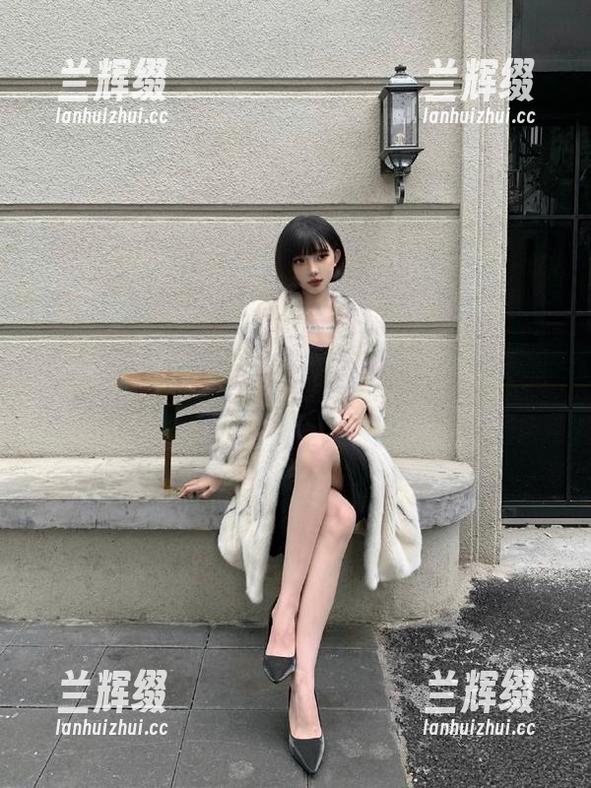 更新来看!在“www51”上,一个小学生的作文成了众人争相讨论的年度大戏!-兰辉缀 更新来看!在“www51”上,一个小学生的作文成了众人争相讨论的年度大戏!-兰辉缀