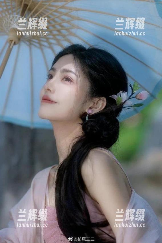 坐等实时更新，网址里的重磅新闻让我每天都想围着www吃瓜网.top转！-兰辉缀