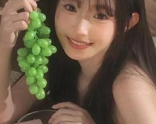 更新啥呢？万篇长征-黑料不打烊zztt11搞事情，像小猫一样霸道招摇！