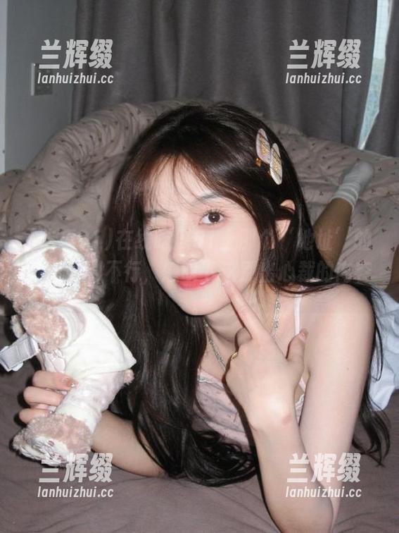 在线吃瓜91上那个‘地址’的讨论火到不行，感叹下这别出心裁的内容。-兰辉缀