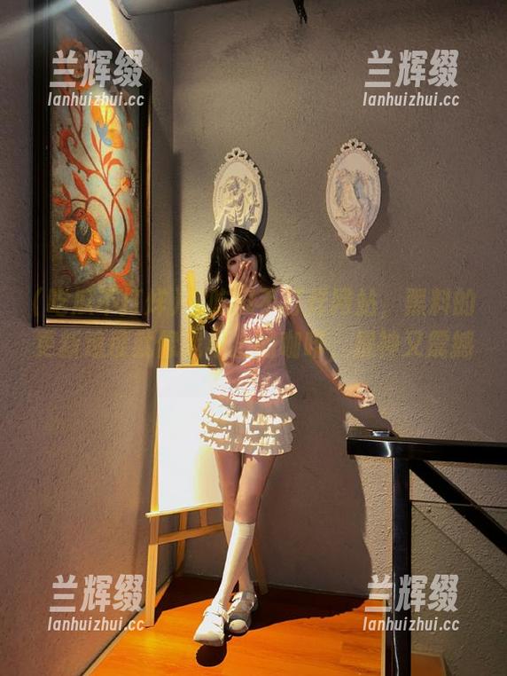 在吃瓜不打烊网站，黑料的更新速度就像我早上的咖啡，提神又震撼。-兰辉缀