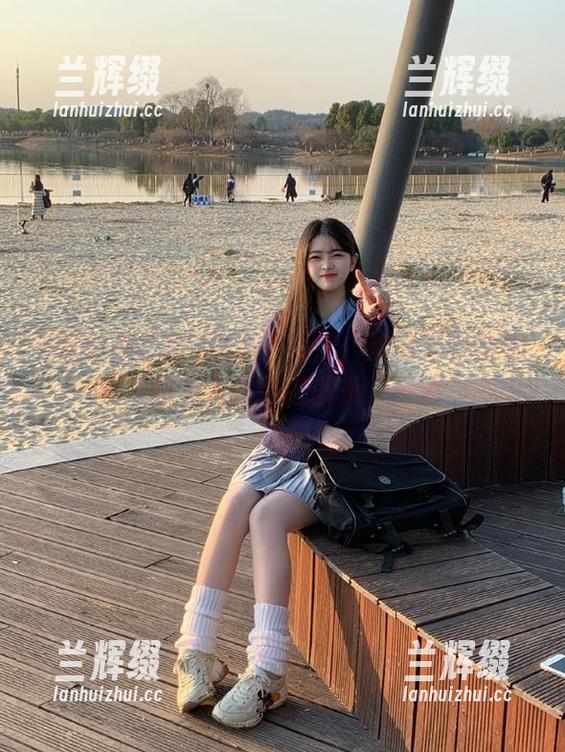 吃瓜不打烊:难以置信的视频,总有人觉得这就是“生活”-兰辉缀 吃瓜不打烊:难以置信的视频,总有人觉得这就是“生活”-兰辉缀