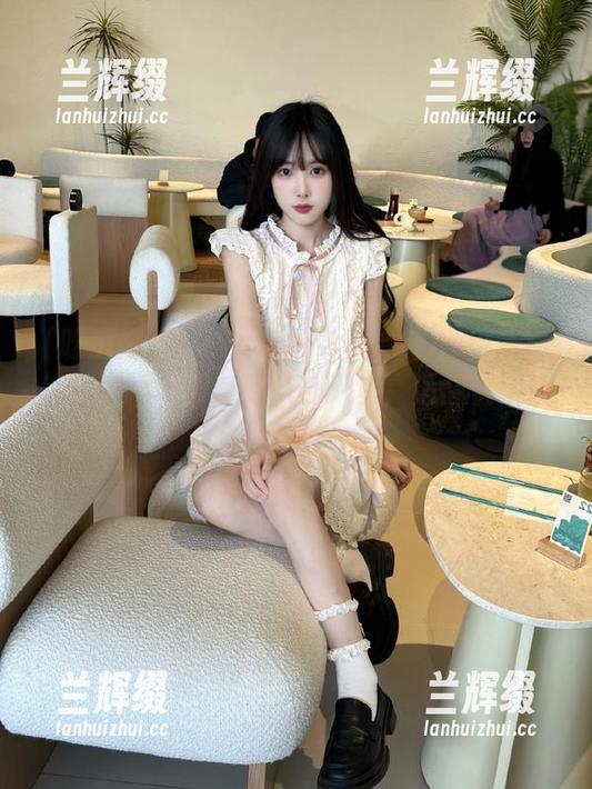 从www.吃瓜爆料.com走出的传送门，简直是八卦天堂，消息快得让人眩晕！-兰辉缀