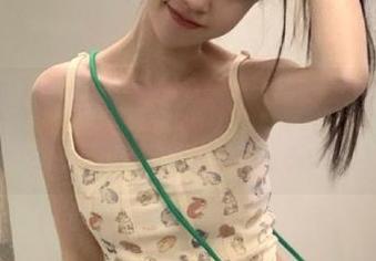 吃瓜网app，早起的朝阳与沉迷八卦的我是一对欢喜冤家！