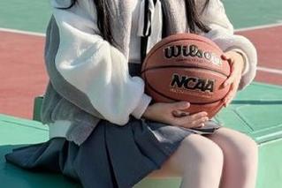 朝阳下的瓜，又甜又美，来“吃瓜网”永不迷路享受一顿吧！
