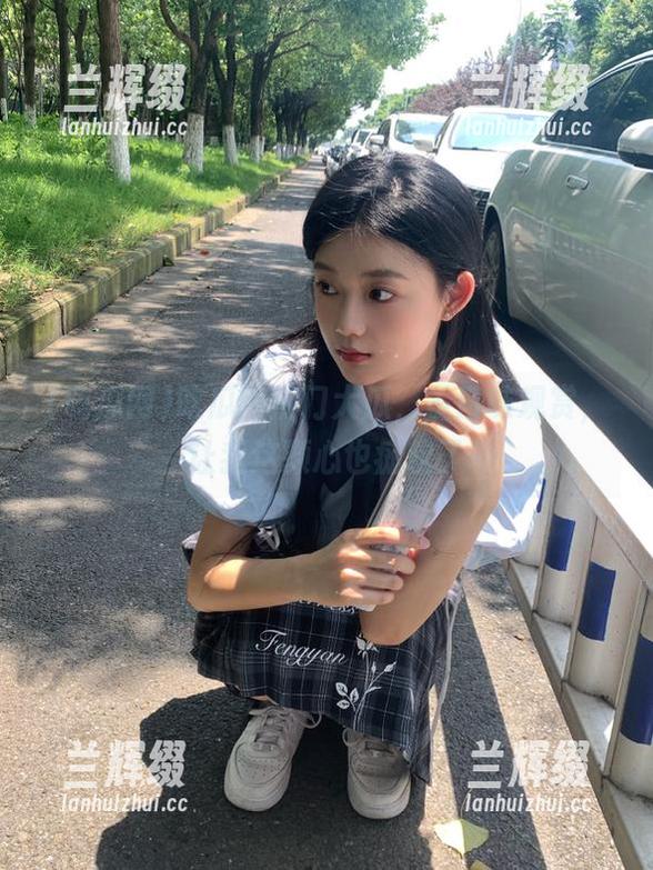 吃瓜网热门大瓜,重口味观赏,让我这颗心也瘫软了-兰辉缀 吃瓜网热门大瓜,重口味观赏,让我这颗心也瘫软了-兰辉缀