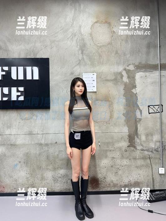感谢吃瓜网苹果版，终于让我的吃瓜瘾有了免费的发泄口，太爽了！-兰辉缀
