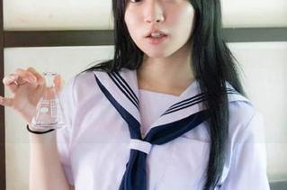 吃瓜网站：在线追踪吊带姐，吃瓜真的是一门行业！