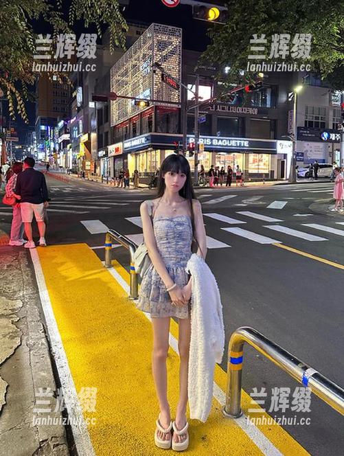 原来最有料的地址就在天天吃瓜网，哈哈，看碎片拼图也有乐趣。-兰辉缀