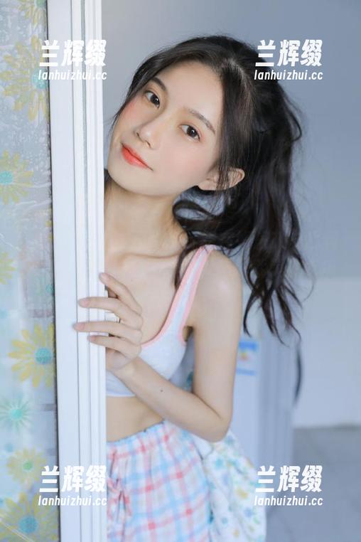 实用指南：想在娱乐718找到天气与八卦楼梯不迷路，秘诀就是多吃瓜！-兰辉缀