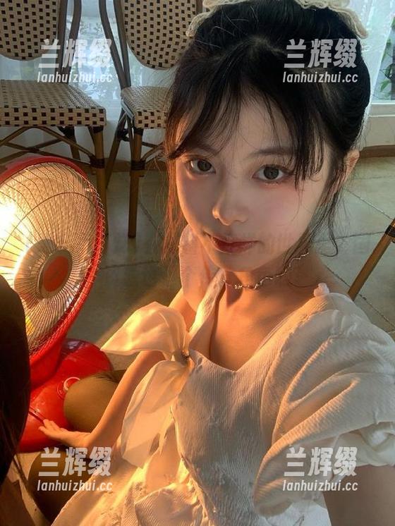 在黑料不打烊的世界里,国产资源也是个传奇角色啊!-兰辉缀 在黑料不打烊的世界里,国产资源也是个传奇角色啊!-兰辉缀