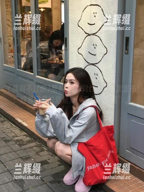 黑料不打烊tttzzz再次发布:鲤鱼门里的潜规则,真是个“圈”。-兰辉缀 黑料不打烊tttzzz再次发布:鲤鱼门里的潜规则,真是个“圈”。-兰辉缀