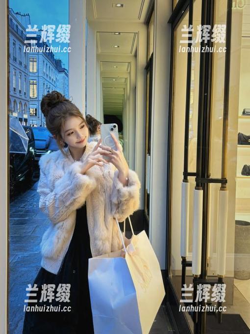 万篇长征黑料正能量官网:当八卦遇上正能量,喝咖啡也得先吃瓜!-兰辉缀 万篇长征黑料正能量官网:当八卦遇上正能量,喝咖啡也得先吃瓜!-兰辉缀