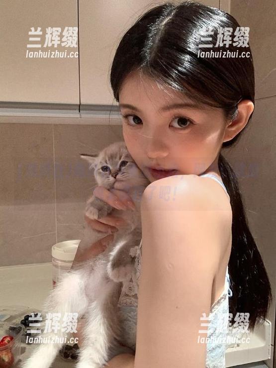 黑料社苹果版出招,网友:这瓜也太疯狂了吧!-兰辉缀 黑料社苹果版出招,网友:这瓜也太疯狂了吧!-兰辉缀