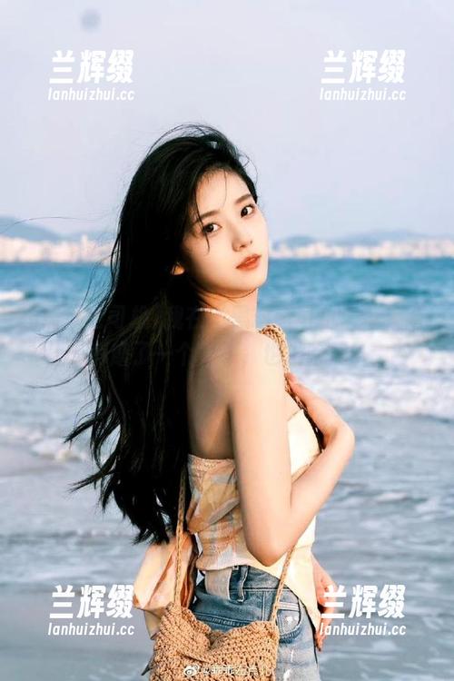 我在“黑料老司机”苹果版消磨了一个下午,也没啥用...-兰辉缀 我在“黑料老司机”苹果版消磨了一个下午,也没啥用...-兰辉缀