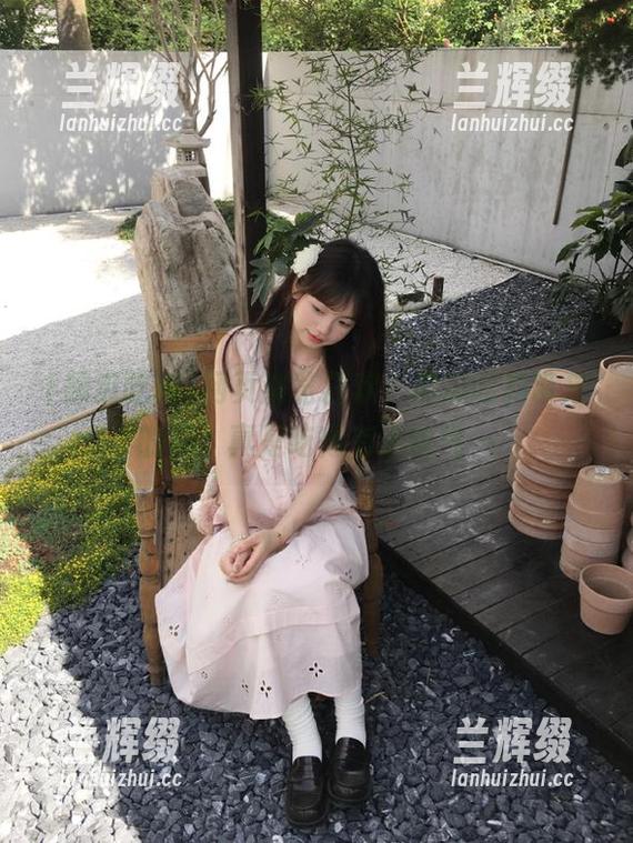 网页浏览狂欢，黑瓜吃料带来的瓜，真是吃得有点怄气…-兰辉缀